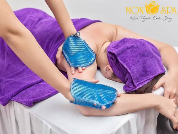 Những lợi ích khi Massage chải thông kinh lạc có thể bạn chưa biết