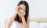 Ngạt mũi, chảy nước mũi: Cần làm gì để giảm triệu chứng?